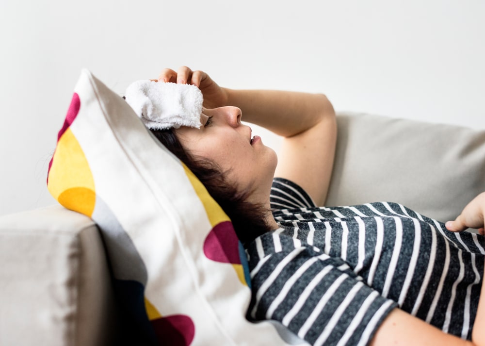 severe hepatitis can cause fever